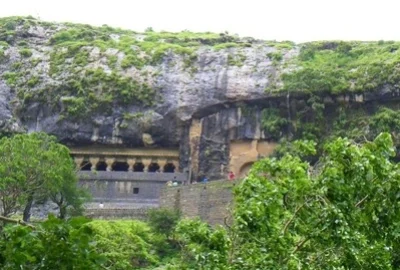 girijatmaj-temple-lenyadri-caves-9 (1)